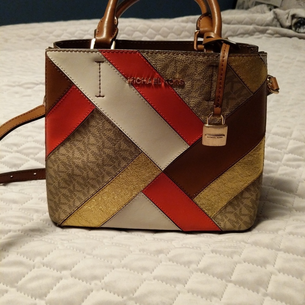 Michael Kors Adele Medium Messenger Crossbody - image 2